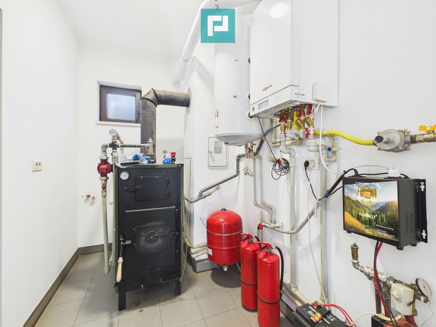 Casă modernă cu 2 corpuri, 5 camere în Pecica - Poză 13