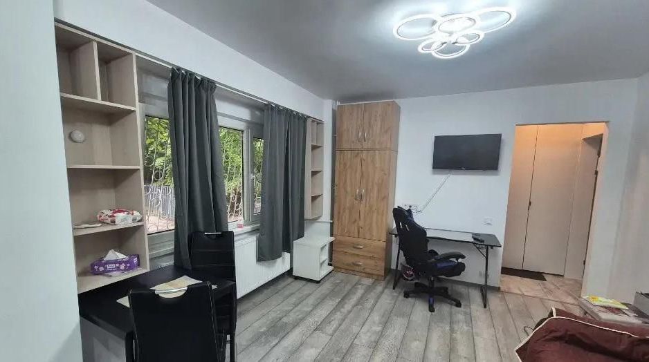 GARSONIERA-TINERETULUI, DOG-FRIENDLY, PRIMA INCHIRIERE, METROU - Poză 1
