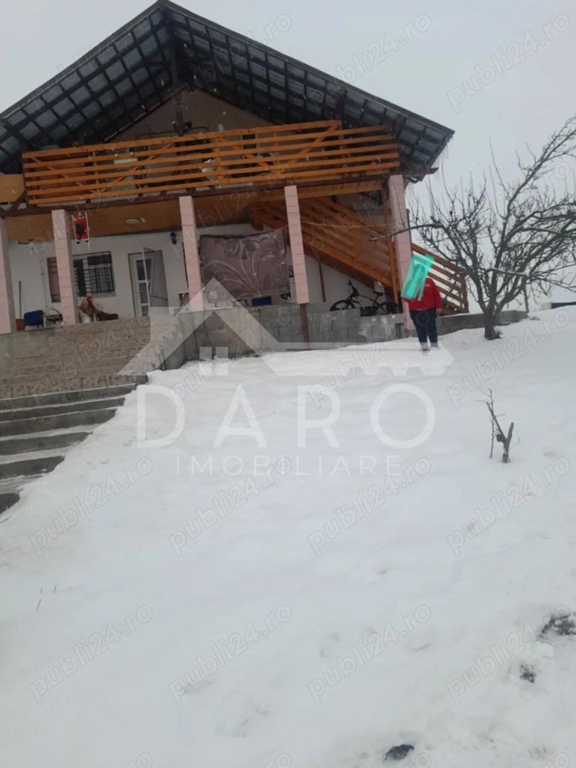 vând casă în Sângeorgiu de Mureș - Poză 7