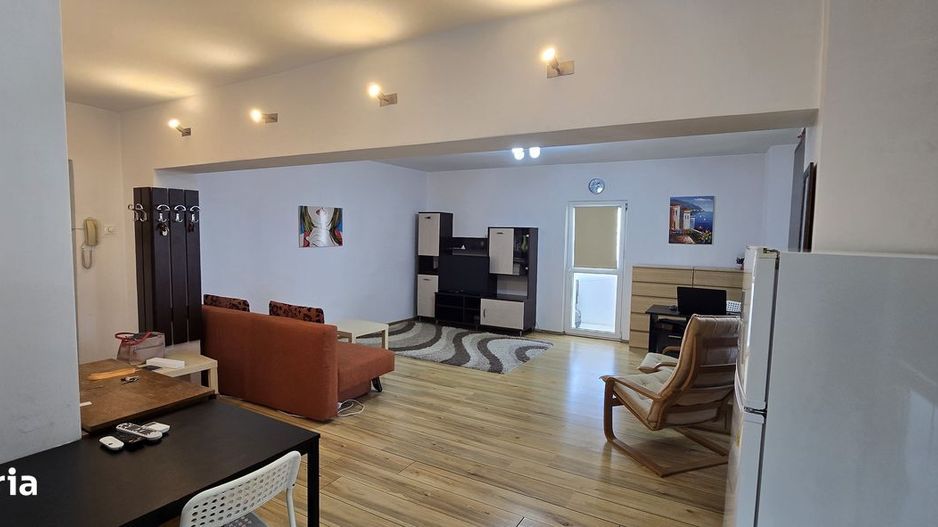 De Vanzare Garsonieră spațioasă, Calea Călărași, Hyperion, Delea Veche - Poză 2