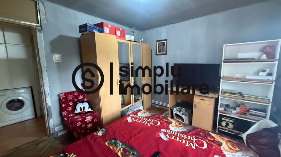 Apartament 2 camere Decomandat 1 Mai zona Pelendava et 1/4 - Poză 7