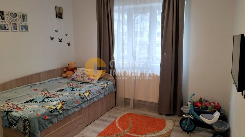 Etaj 1 Nicolina Prima Statie Apartament 2 Camere Decomandat Bloc 1983 - Poză 5