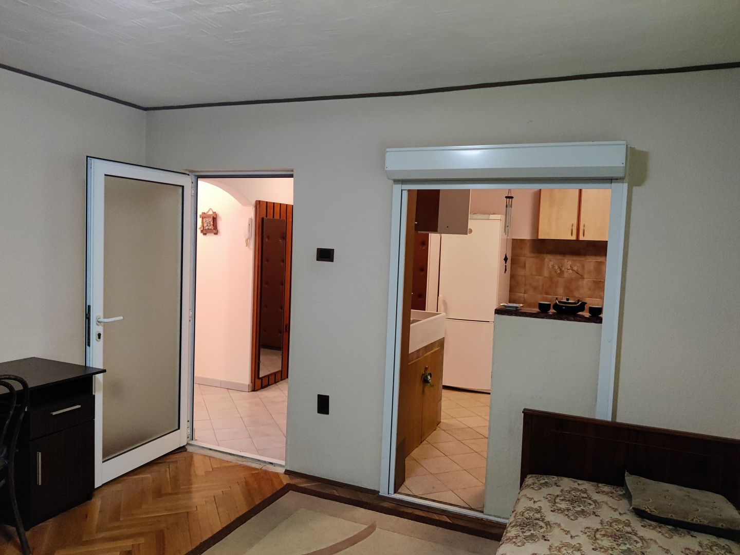 APARTAMENT DECOMANDAT  3 CAMERE CALEA ARADULUI - Poză 8