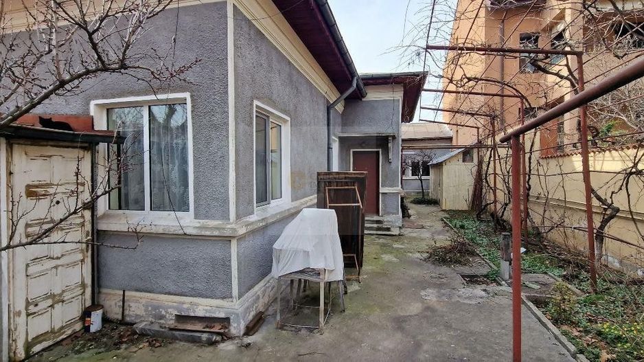 Casă 5 camere de vânzare | Zona Ion Mihalache | Teren 258 m² - Poză 4