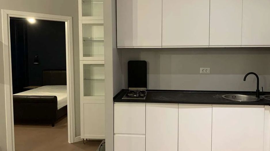 2 camere | Herastrau | Aron Cotrus | bloc boutique 2003 - Poză 2