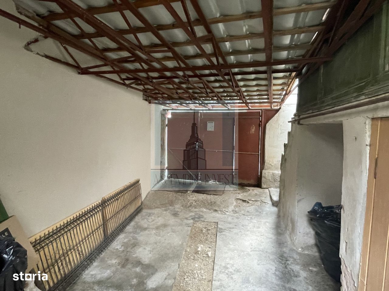 Casa de vanzare- zona Schei - Poză 5