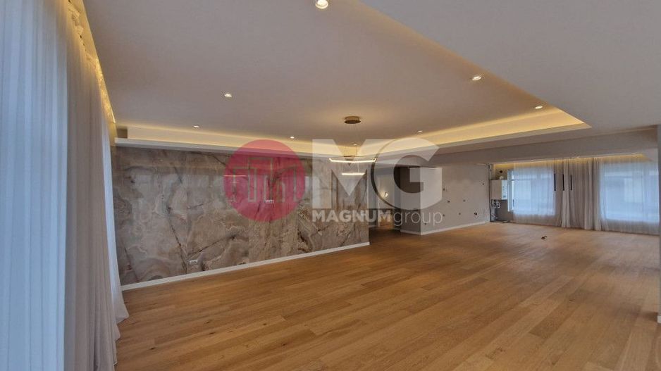 Penthouse de vanzare - 4 camere -vedere lac- Laguna Residence - Poză 3