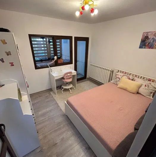 APARTAMENT 3 CAMERE DECOMANDAT & RENOVAT CENTRALA TERMICA BLOC 1978 PACII - Poză 1