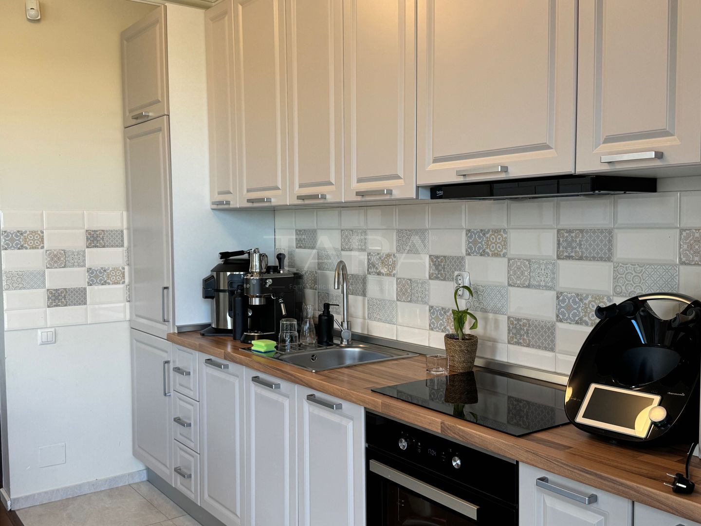 Apartament cu terasă 12mp, Lacul Iulius Mall, panorama, parcare. - Poză 1