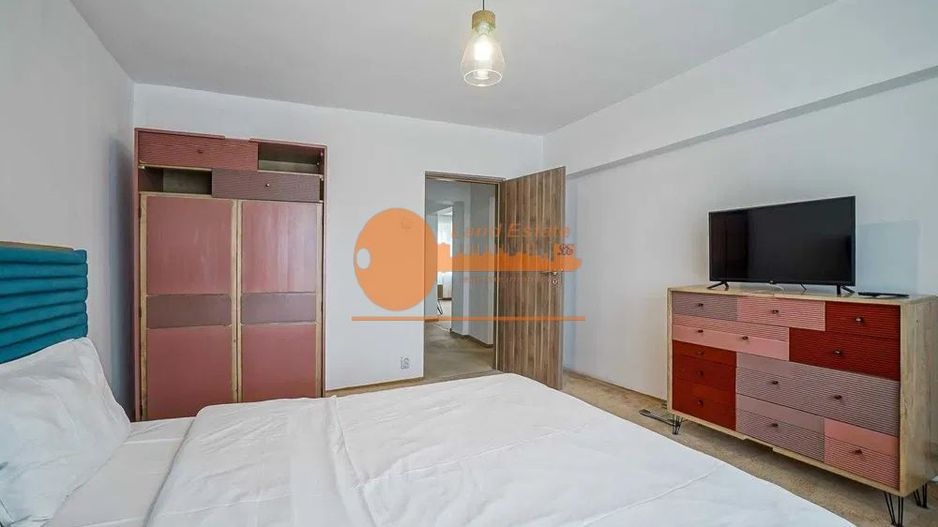 3 camere Piata Unirii (250metri metrou) - 1992 - Poză 4