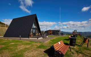 Afacere de vanzare, 2 cabane+sala de evenimente, la cheie, Apuseni! - Poză 28