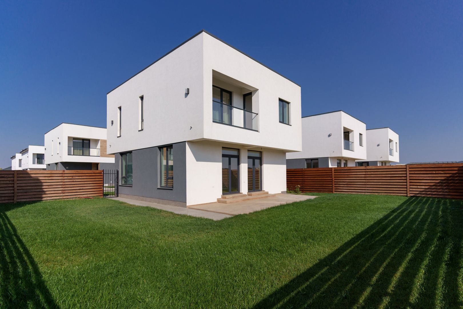 Casa cu HVAC&Pompa de caldura|Ventiloconvectoare |Panouri fotovoltaice - Poză 9