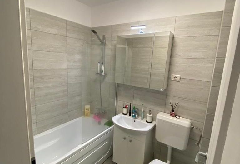 Apartament 3 camere Apărătorii Patriei Viva Residence - Poză 8