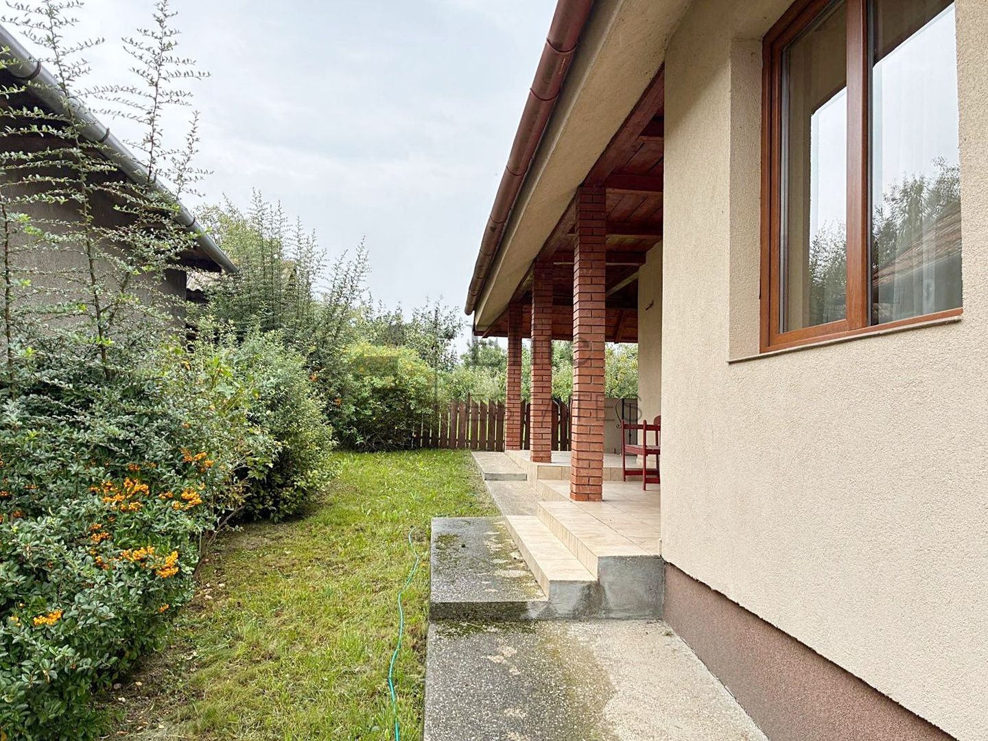 Casa noua cu livada de vanzare in Betfia, Bihor - Poză 3