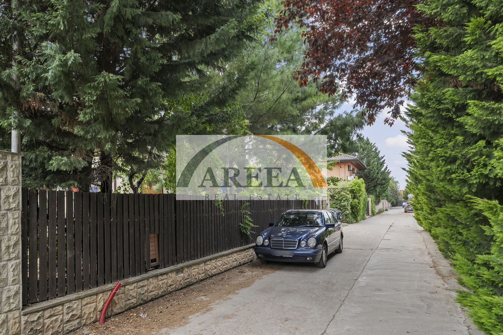 Vilă de închiriat în Pipera – Drumul Negru, ideal familie, curte mare - Poză 34