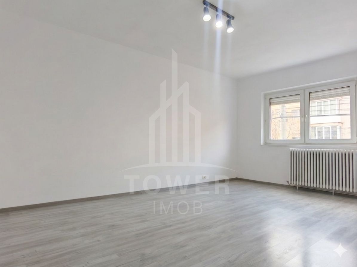 Apartament vanzare 2 camere , et.1, decomandat - Poză 2