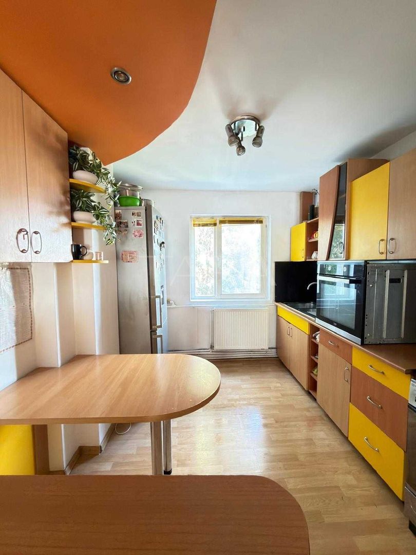 Apartament 4 camere, strada Mehedinți, Mănăștur. - Poză 6