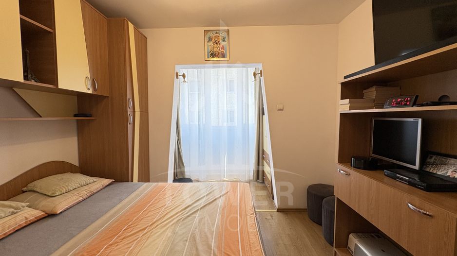 Apartament spațios 4 camere – mobilat și utilat – Vasile Aron, str. Negoveanu - Poză 10