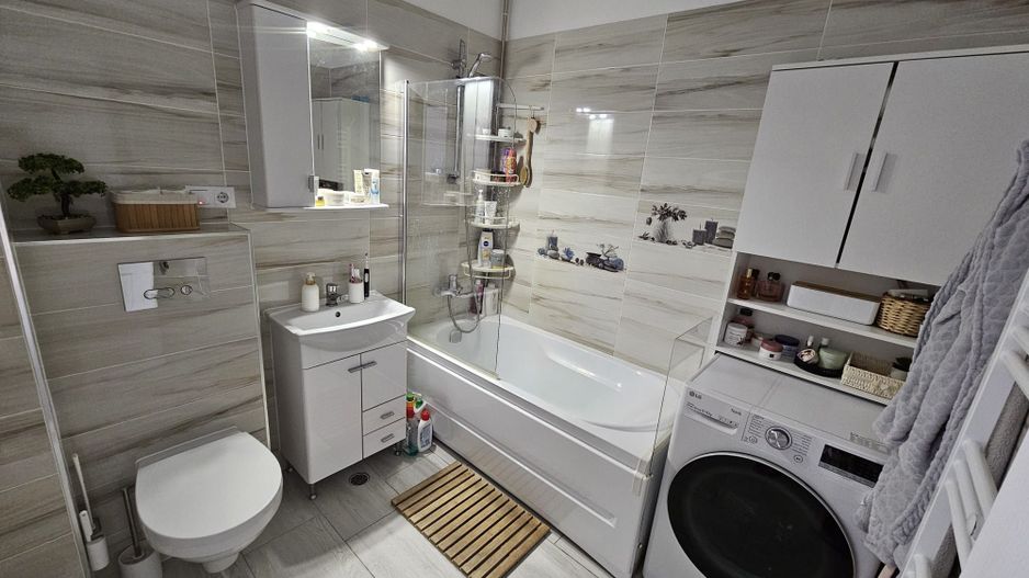 Garsoniera moderna si spatioasa de vanzare Calea Cisnadiei - Poză 8
