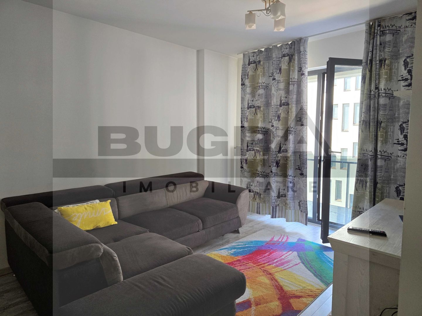 Apartament de 2 camere, decomandat, parcare subterana, Iulius Mall - Poză 1