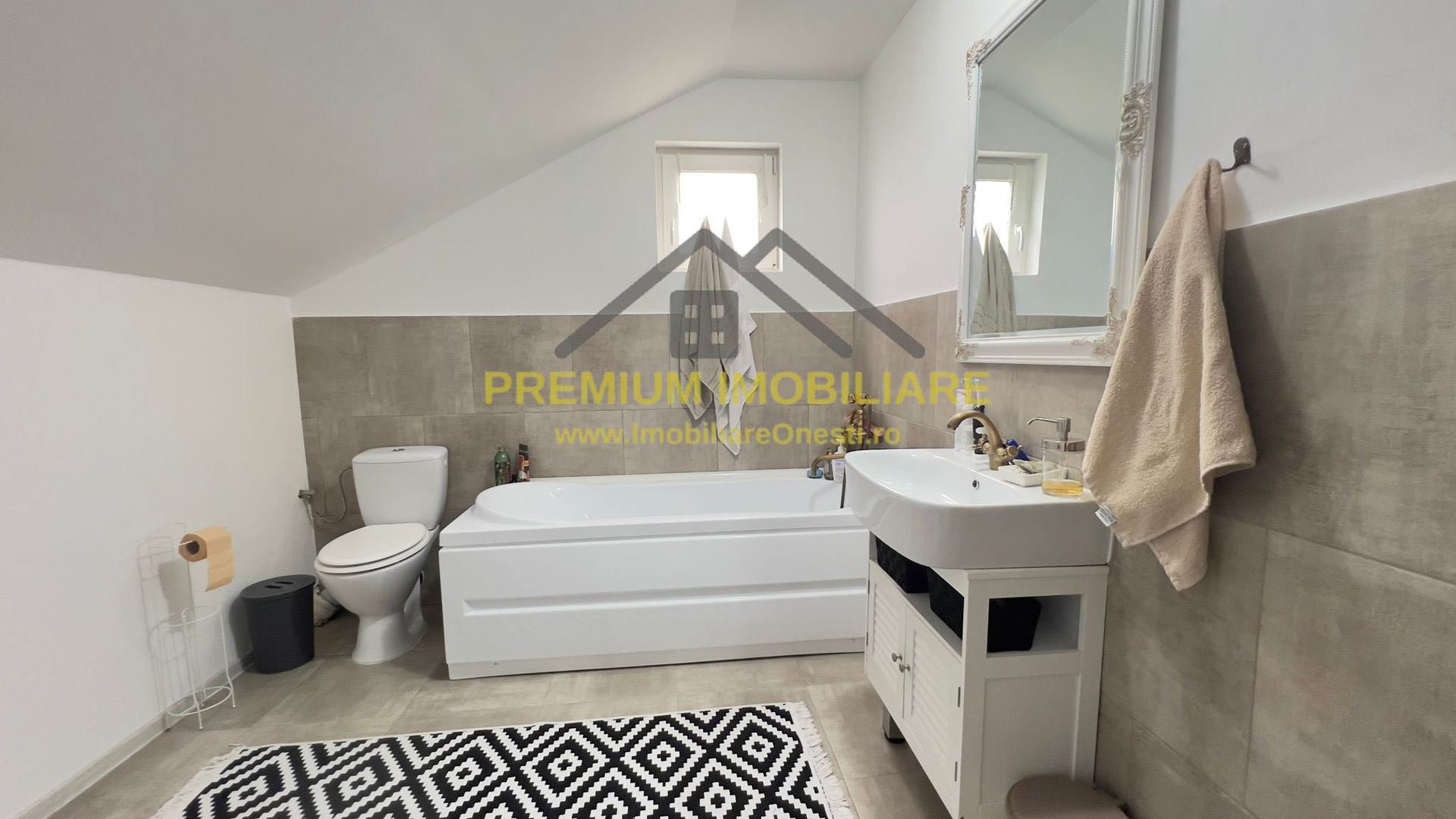 Vila de vanzare Onesti - Cartier Andrasesti - Poză 10