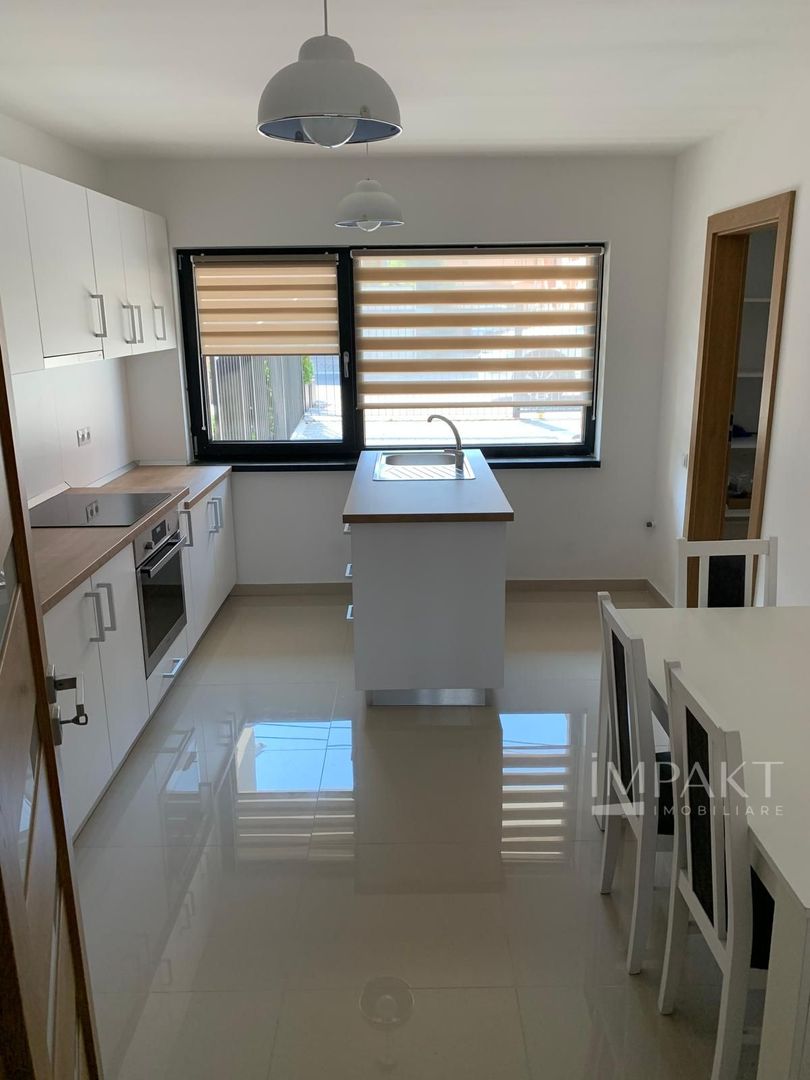 Casa tip duplex cu 4 camere la cheie in cartierul Europa - Poză 5