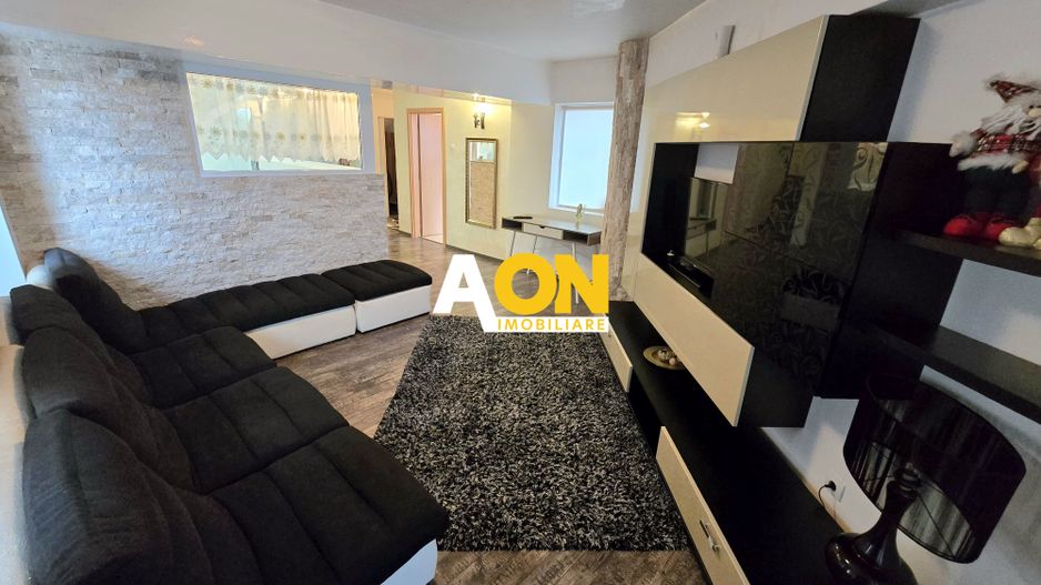 Apartament cu 4 Camere | Scara Interioara | Ultracentral | Terasa - Poză 2