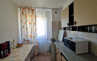 DE VÂNZARE – Apartament cu 2 camere, mobilat și utilat, în Craiovița Nouă! - Poză 7