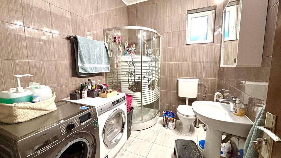 Oportunitate - Duplex 5 camere, pozitie centrala - Sacalaz - Poză 5