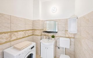 Casa cu spatiu comercial, 1.000mp teren anexe, areal Central, Reghin - Poză 8