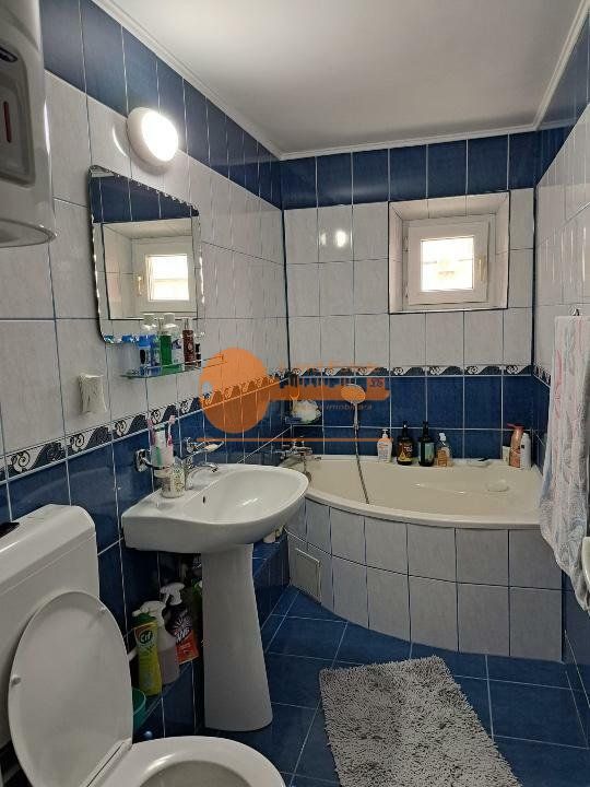 4 camere 13 septembrie - 1988 - Poză 11