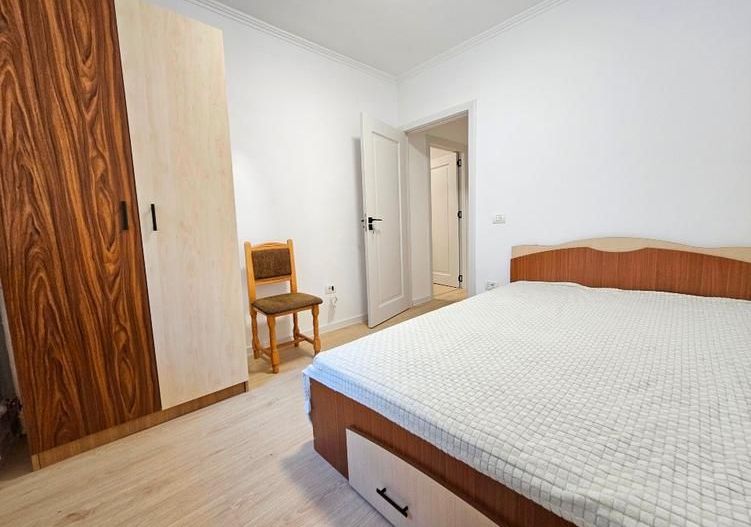 Apartament 2 camere. Decomandat. Cu Parcare.  La 5 min metrou Aparatorii Patriei - Poză 8