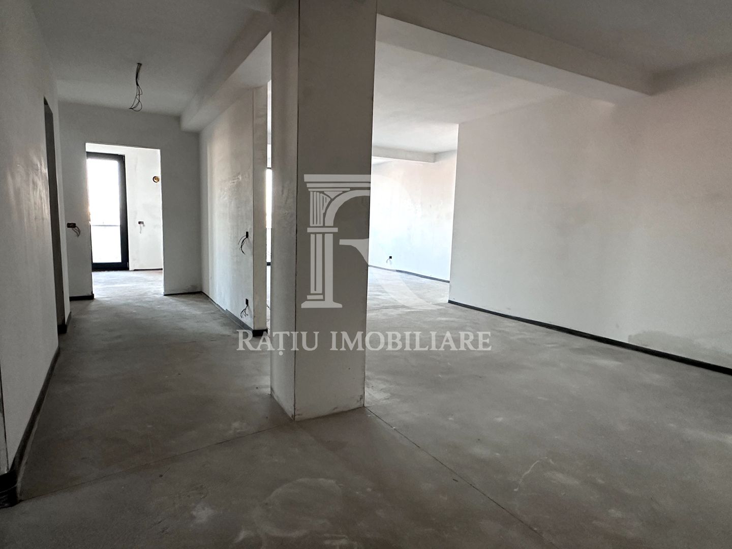Penthouse cu 3 camere | Ultracentral | Oradea - Poză 2
