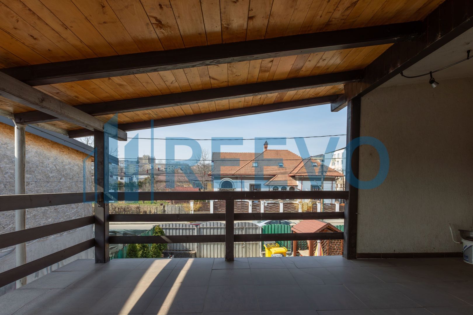 Clădire și teren pentru investiție, central Roman - Poză 46