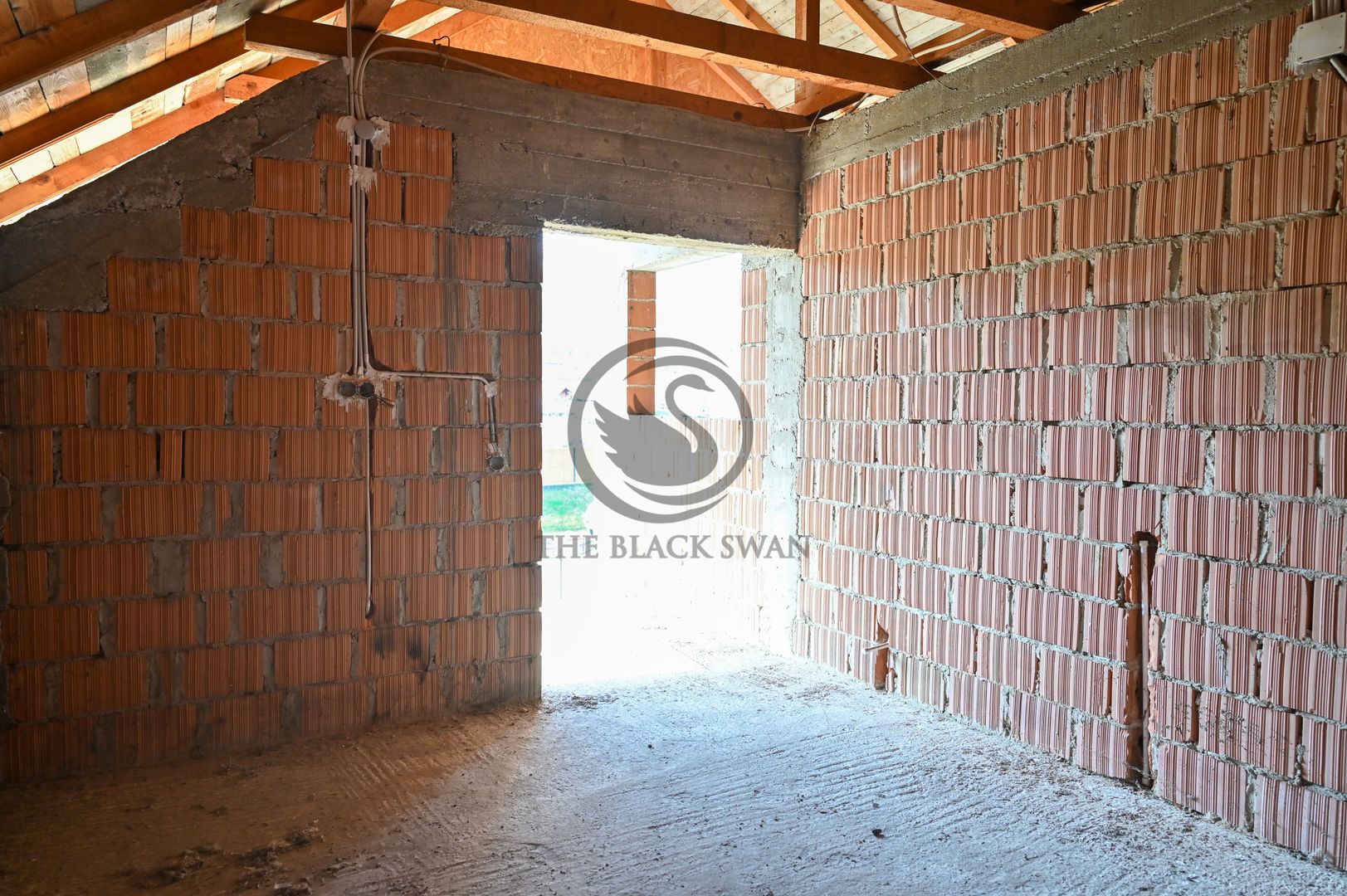Casa la rosu de vanzare | Iordacheanu - Valea Cucului | Comision 0% - Poză 9