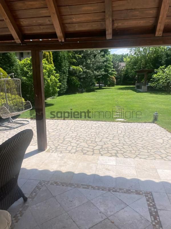 Casa lux in Sinmartin Beverly Hills - Poză 16