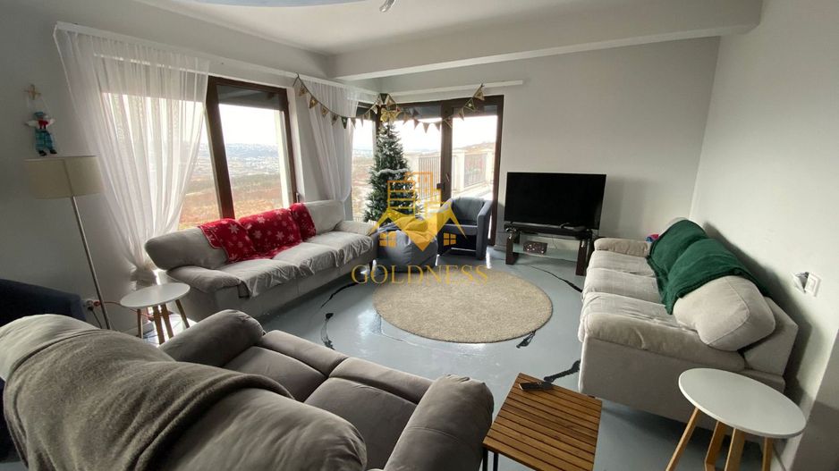 Vila cu 5 camere, Borhanci, 540Mp, 3 Parcari,Gradina, View,Petfriendly - Poză 2