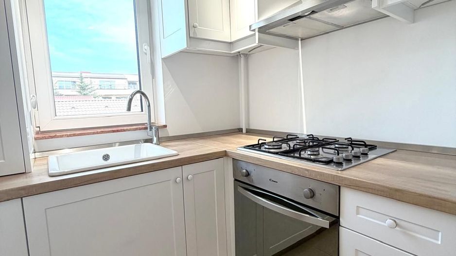 Stylish 3-Room Apartment for Rent in Iancu Nicolae - Poză 3