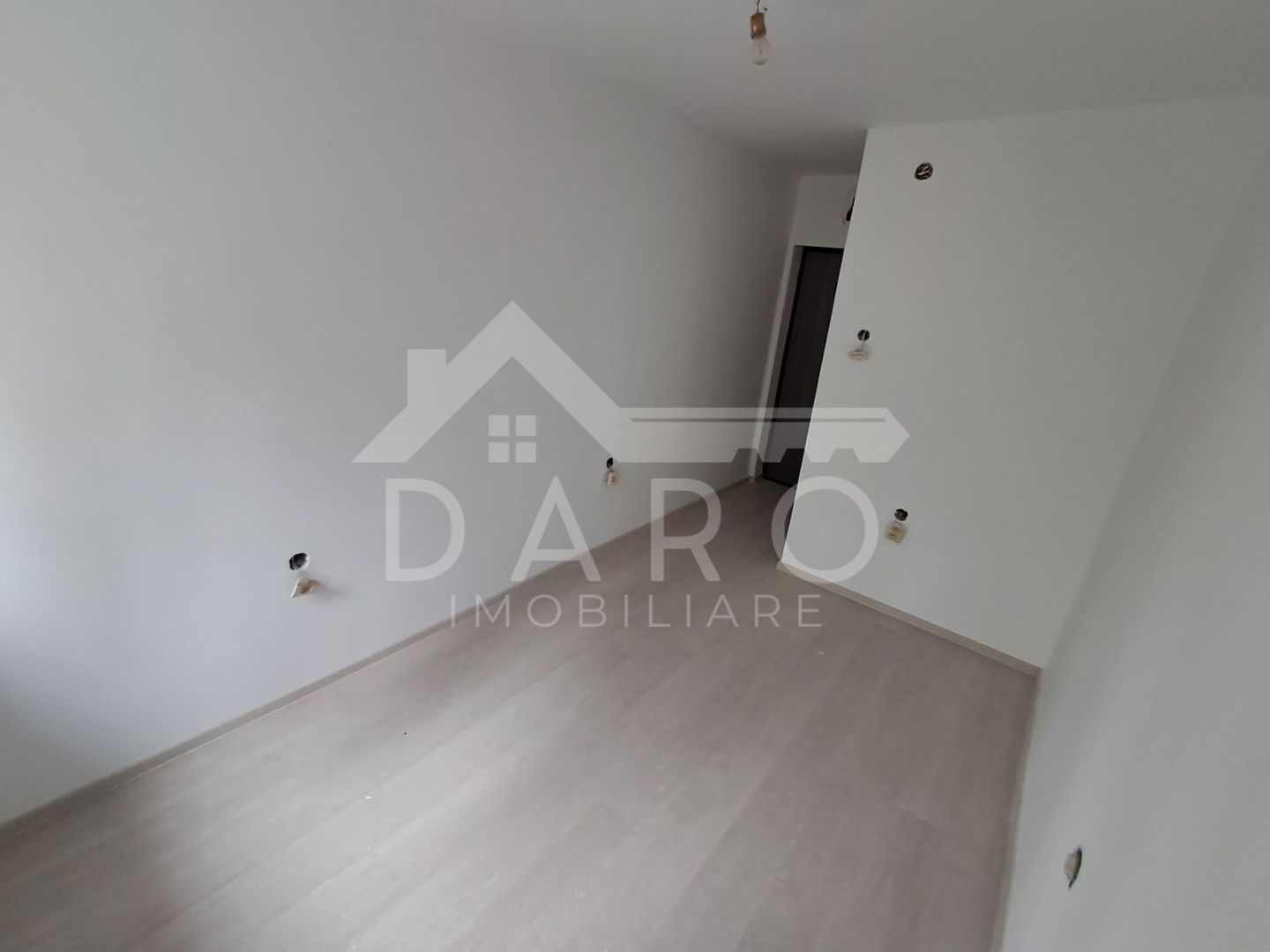 🏡 Garsonieră renovată – Etaj 2 | 25.500 € ✨ - Poză 8