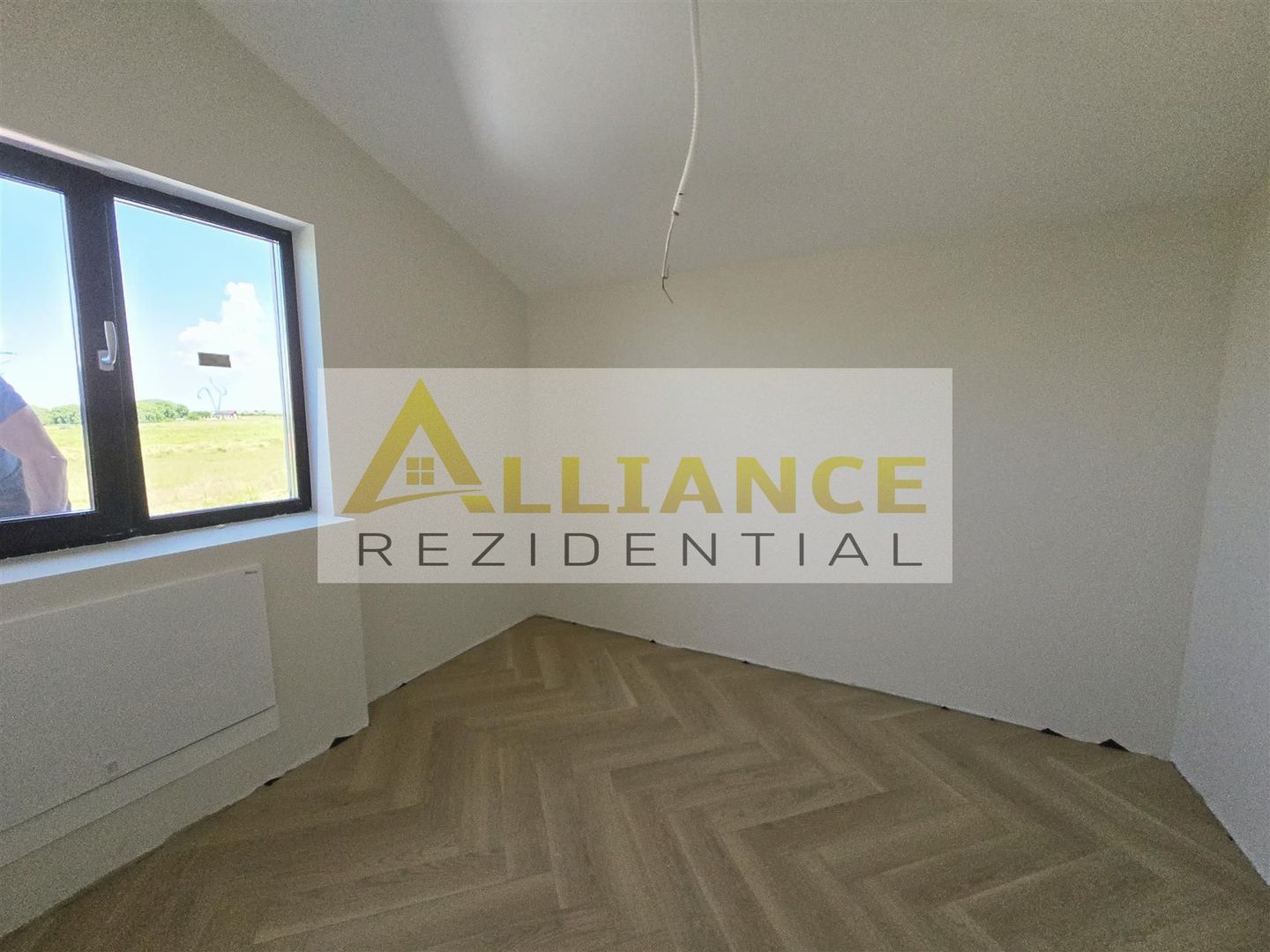 Vila str Miorita-4 camere-3 bai-2 dressinguri-beci - Poză 6