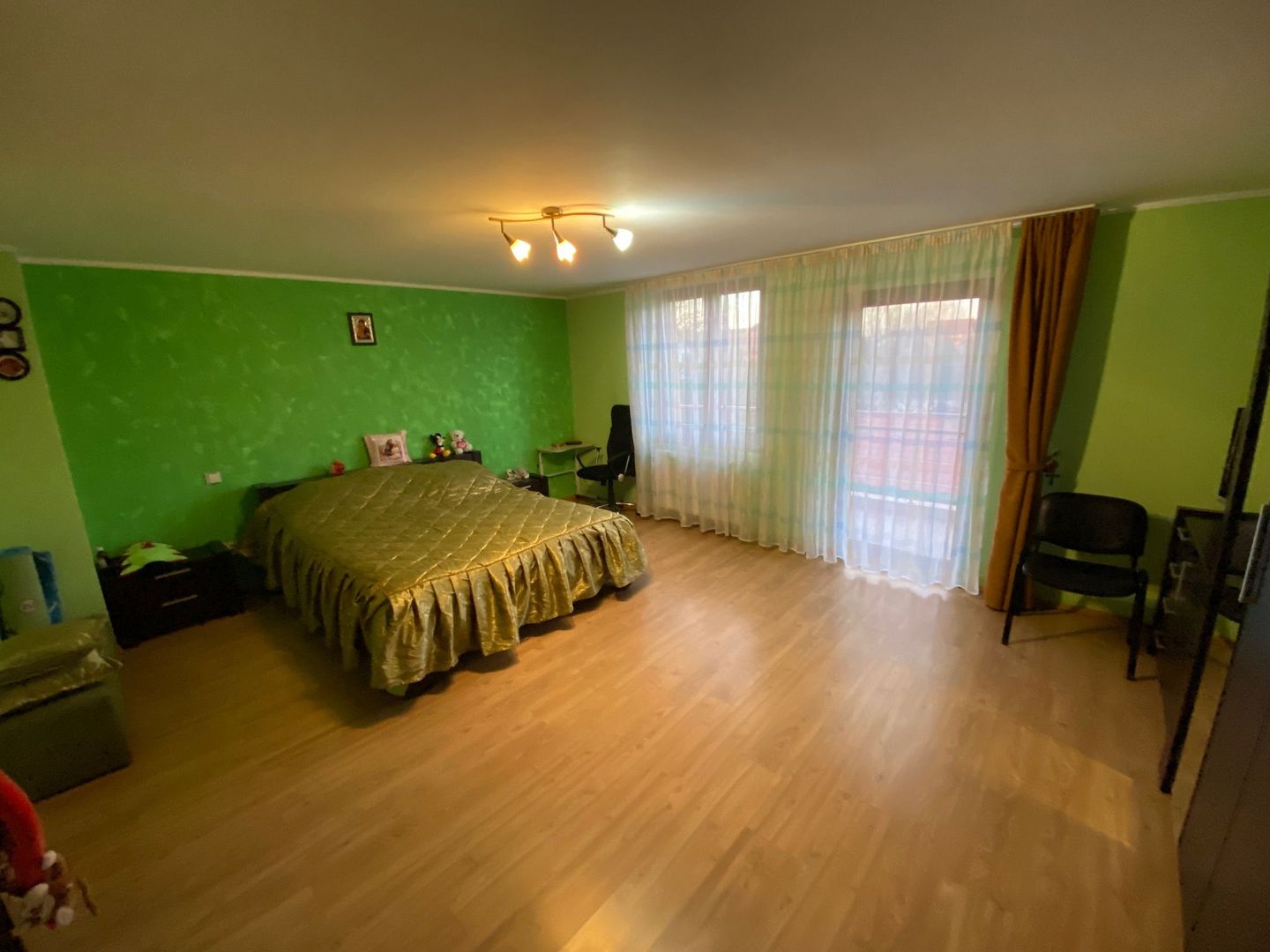Duplex spațios cu garaj - Poză 8