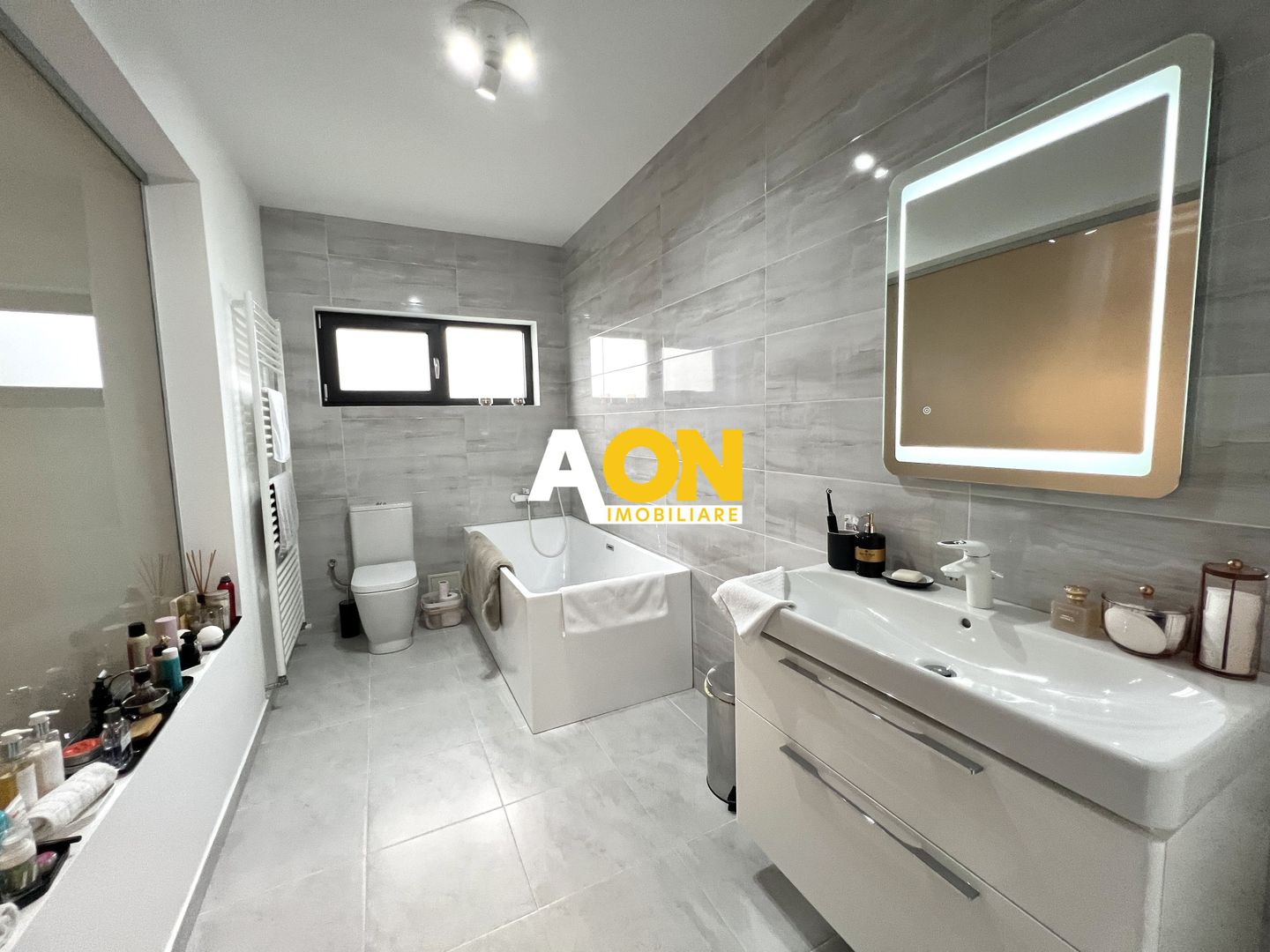 Casa individuala superfinisata, 3 camere, 2 bai,  500mp teren - Poză 15