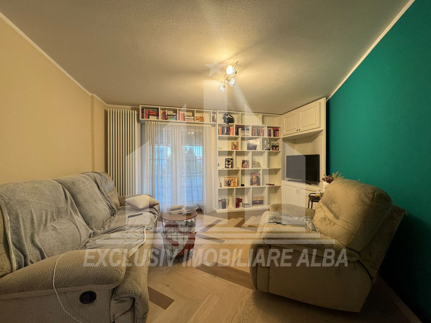 Apartament cu 3 camere decomandate, etaj 1, Ampoi 3 - Poză 1