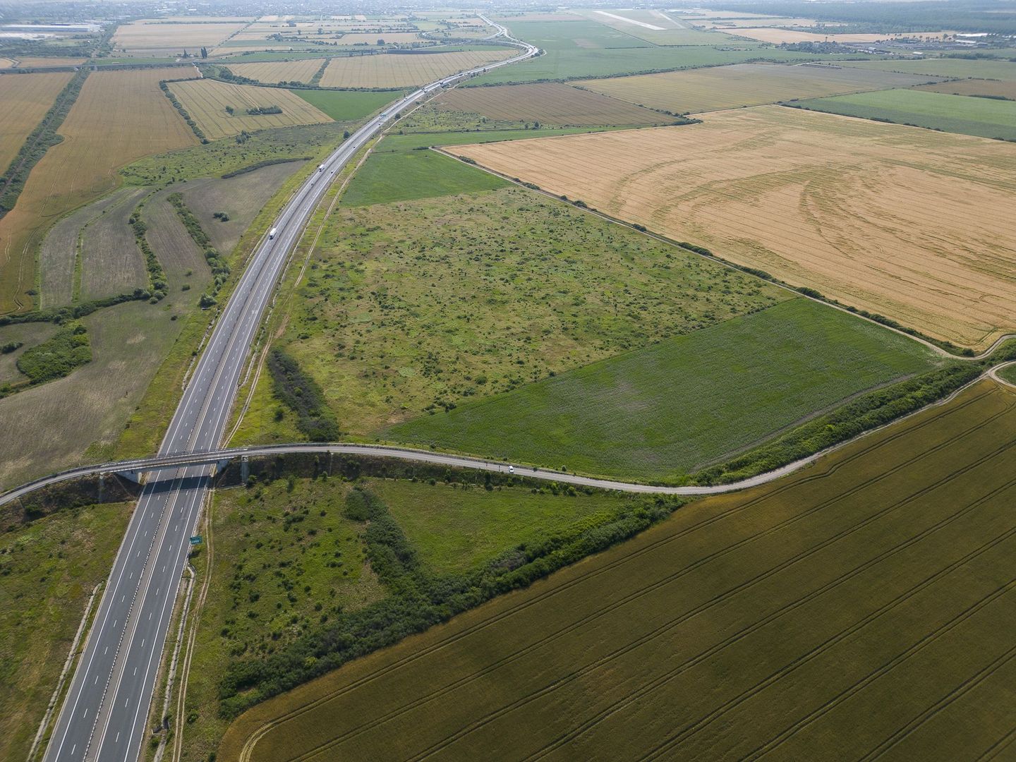 Teren 12 ha la Autostrada A1 cu PUZ aprobat - Poză 7
