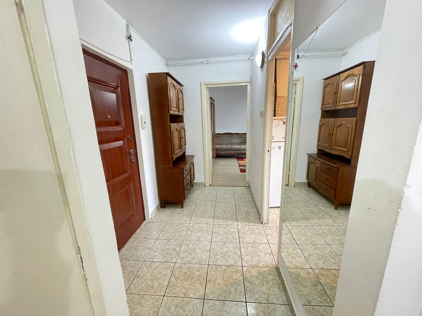 Apartament 2 Camere De Inchiriat | 55 Mp + Balcon Inchis | Video La Cerere - Poză 3