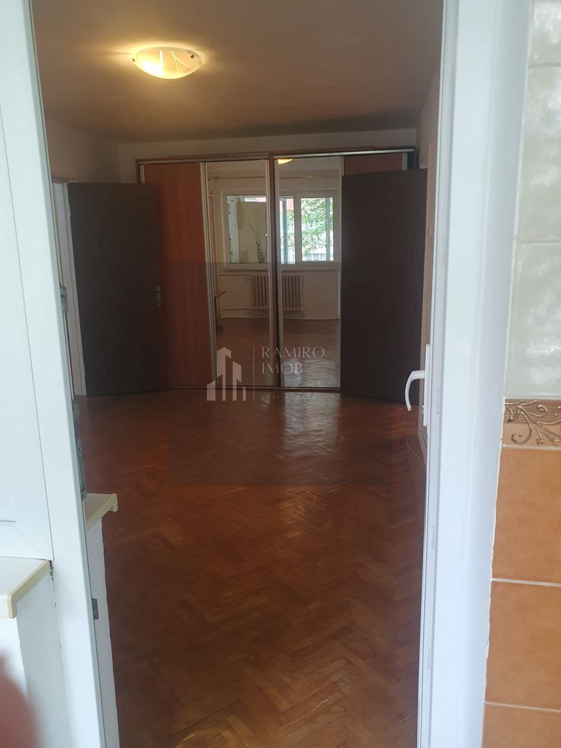 OCAZIE Apartament 2 camere langa Piata Sudului - Poză 7
