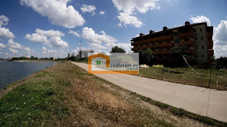 Lake View, ideal for a clinic, nursing home, aparthotel, subway access - Poză 4