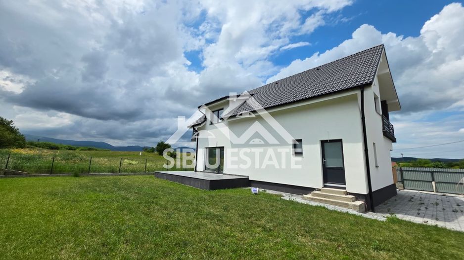 Casa individuala 5 camere, 3 bai, Cristian, Sibiu - Poză 4