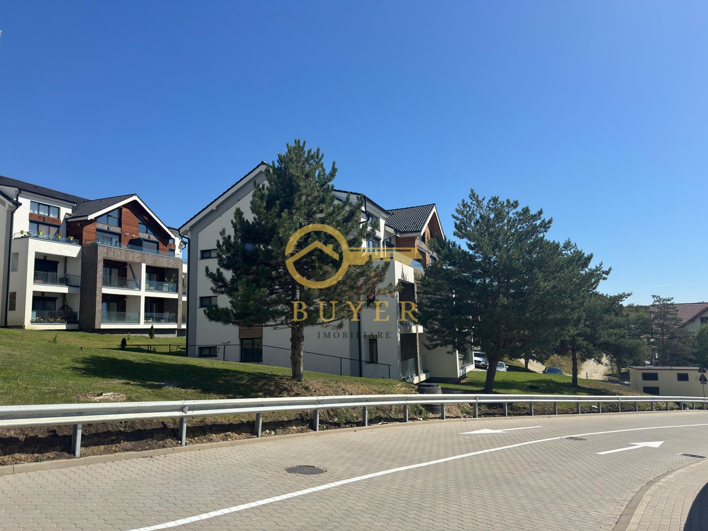 Apartament 3 camere, terasa 10.7 mp-A.C , jaluzele electrice - Poză 8