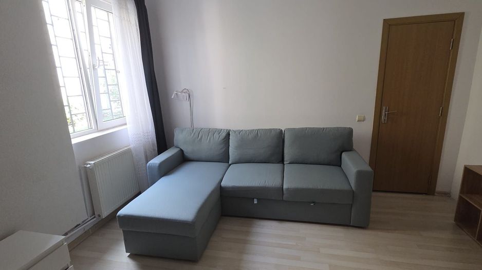 De inchiriat apartament cu o camera langa UMF - Poză 1